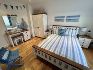 Photo 25- click for photo gallery